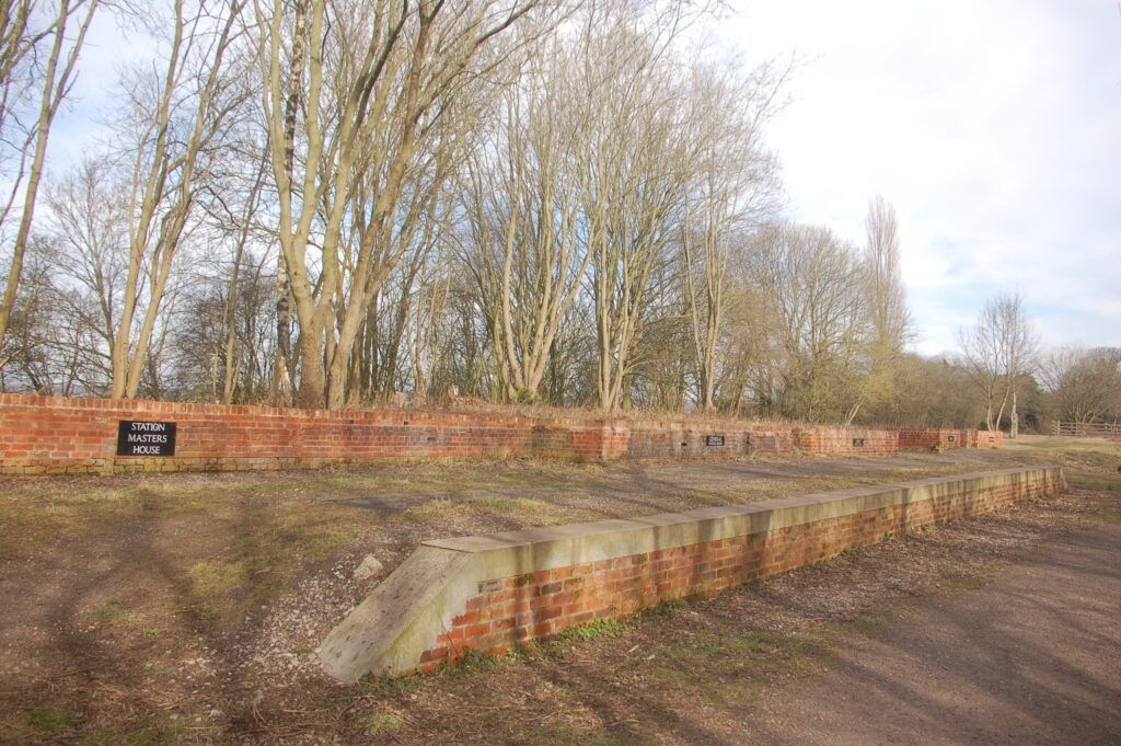 The remains of Breads all Station, 2015.